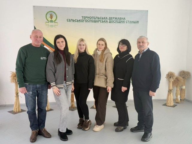 Практика завершилась. Фото на згадку